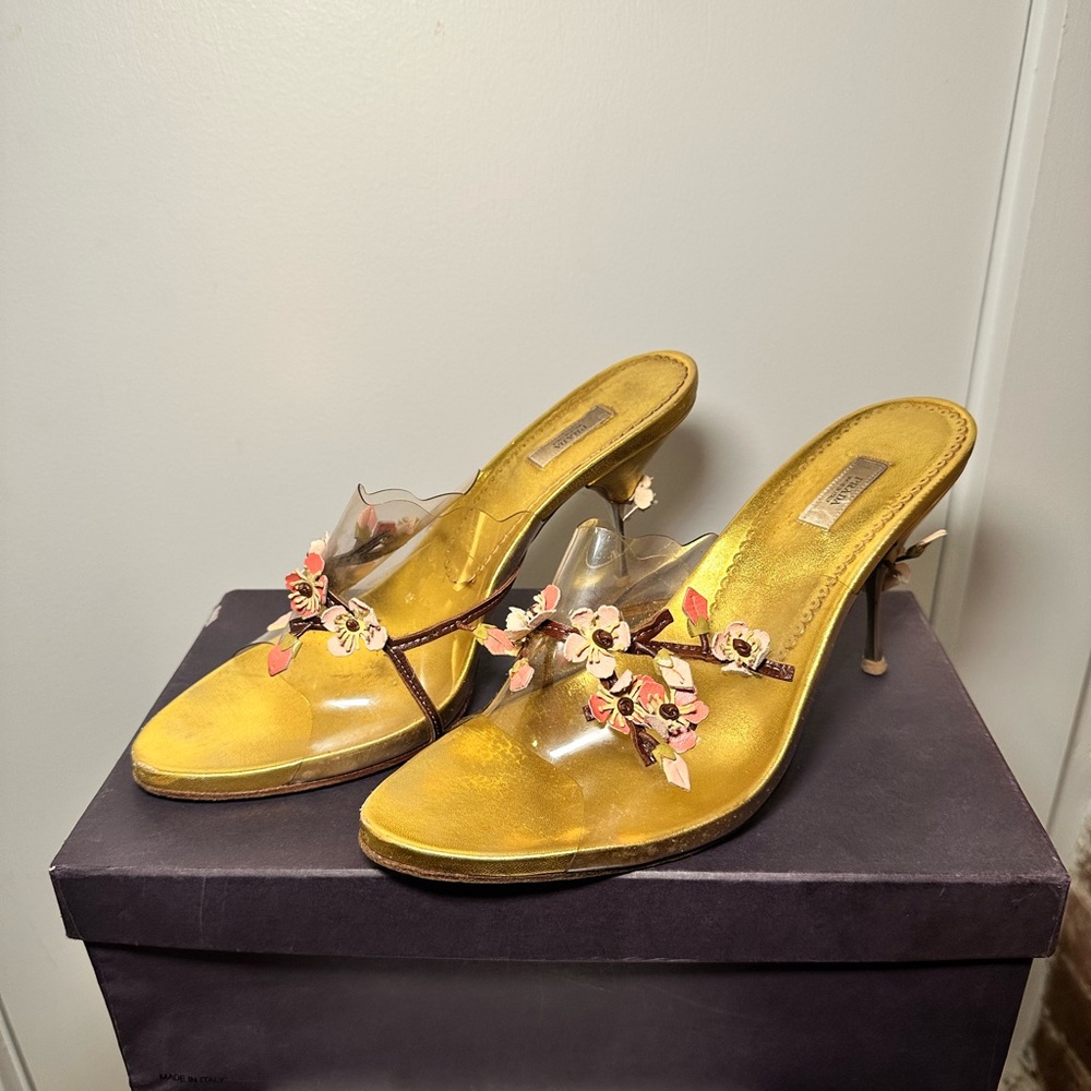 Vintage Prada Gold Leather Floral PVC Mules with Metal Heel - Picture 2 of 10